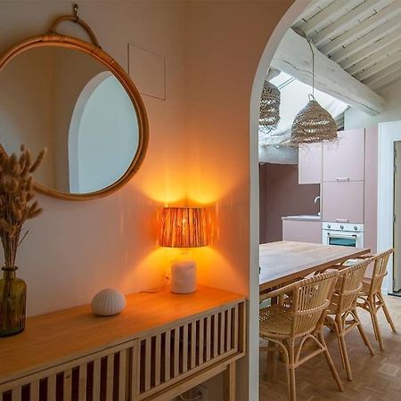 Cozy Love Nest Near The Old Port Marseille Rum bild