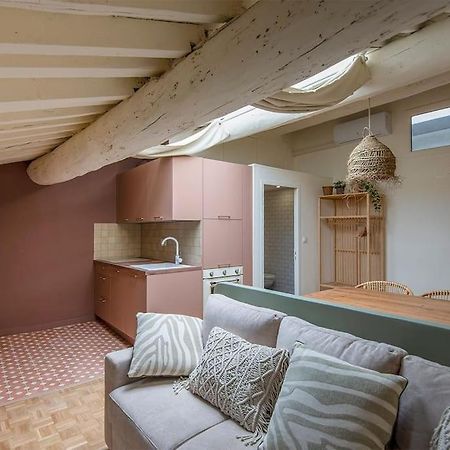 Cozy Love Nest Near The Old Port Marseille Rum bild