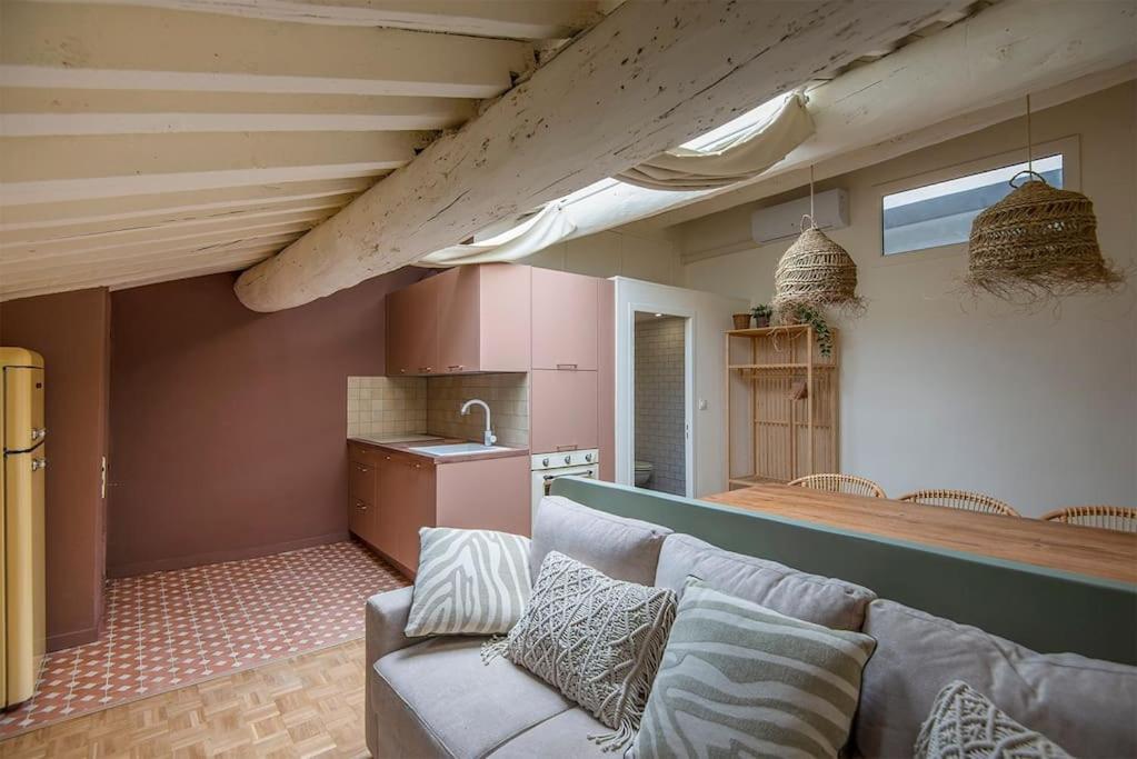Cozy Love Nest Near The Old Port Marseille Rum bild